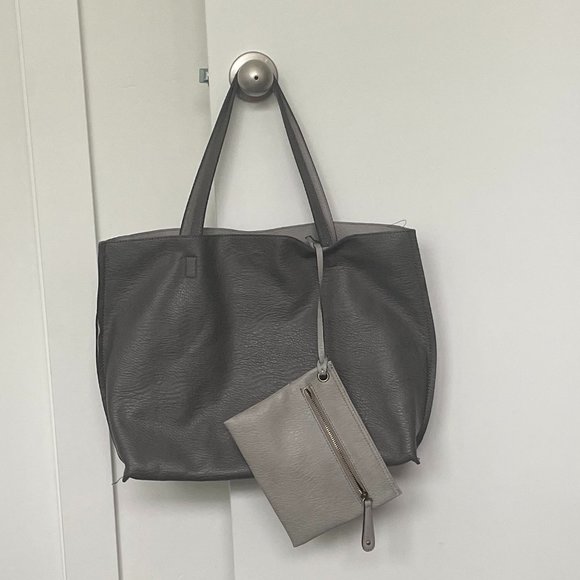 Street Level Gray Faux Leather Tote with  Wristlet - Picture 1 of 4
